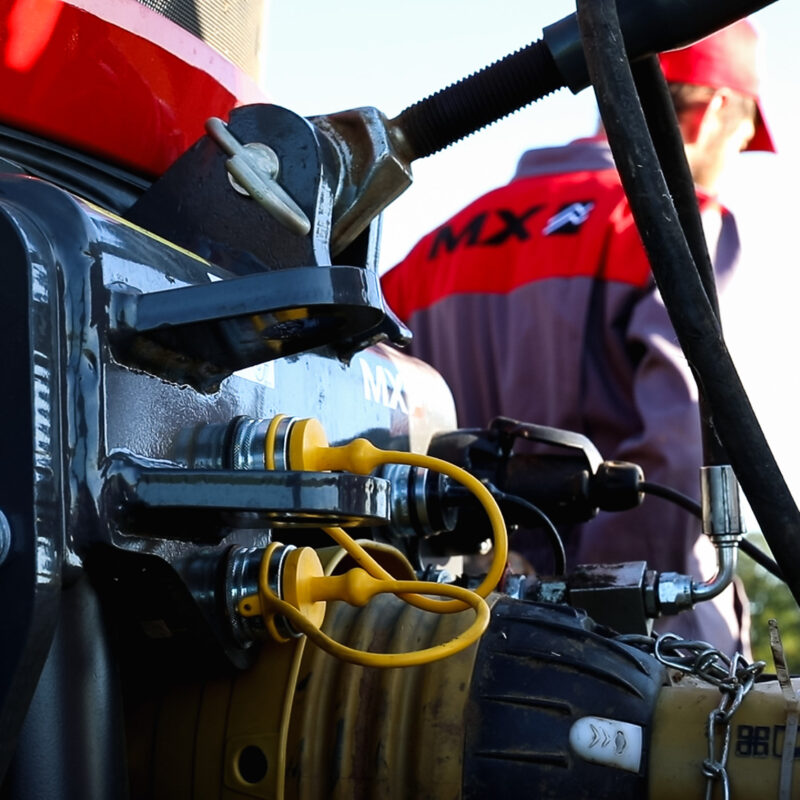 Témoignage de Gabriele, agriculteur italien, à propos de son chargeur MX T400 series